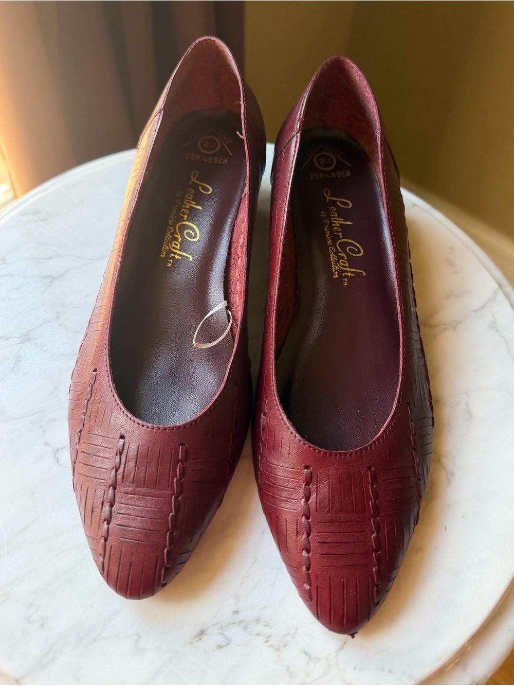 Leather Craft By Premiere Collection Burgundy Woven Leather Low Heel 8.5